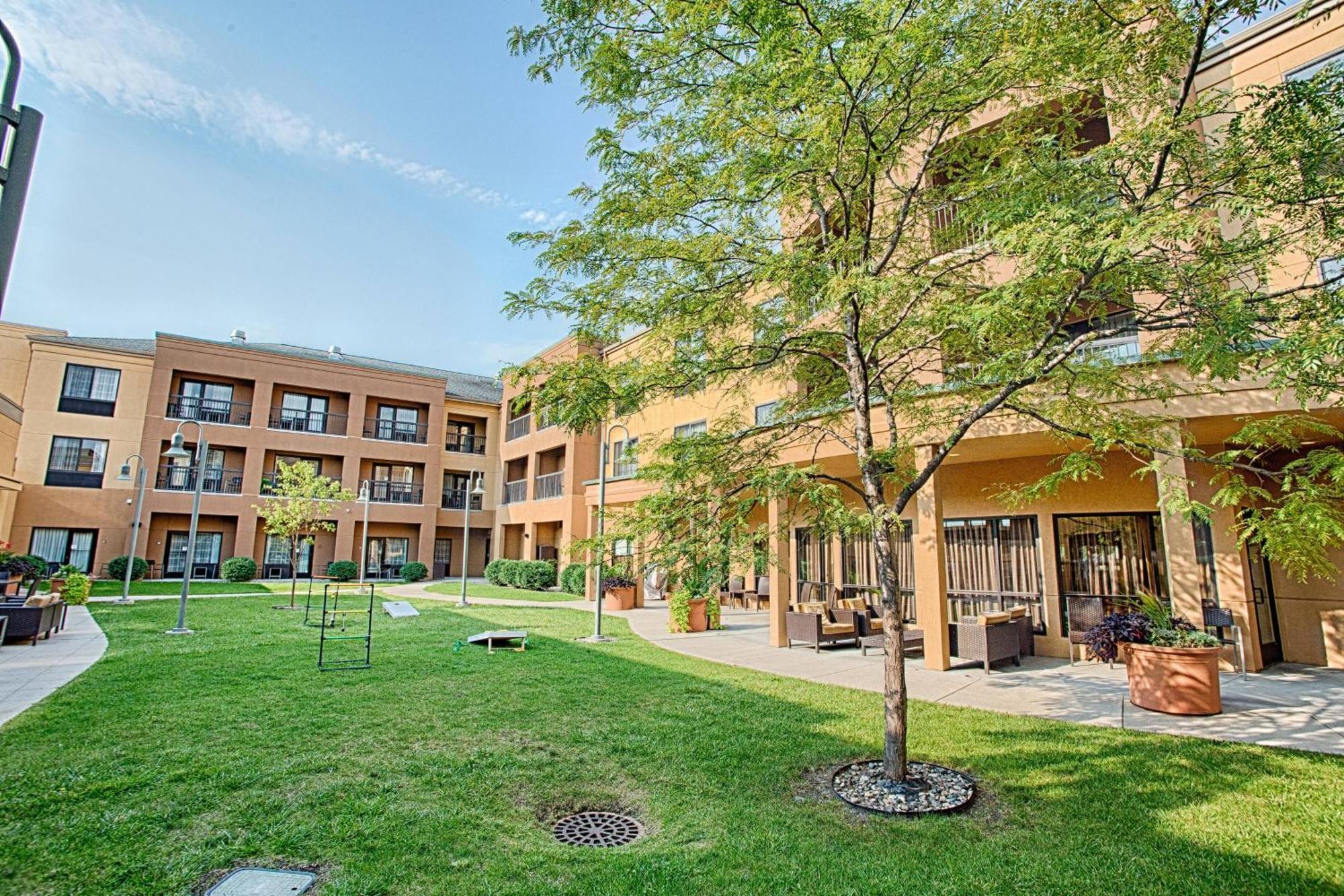 Courtyard Fargo Moorhead, Mn Hotel Kültér fotó